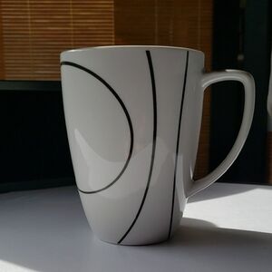 Corelle Coordinates Porcelain Mug with Black Curves